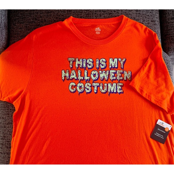 Celebrate HALLOWEEN "This Is My Halloween Costume" Glow In Dark! Shirt Men's XXL - Picture 2 of 5